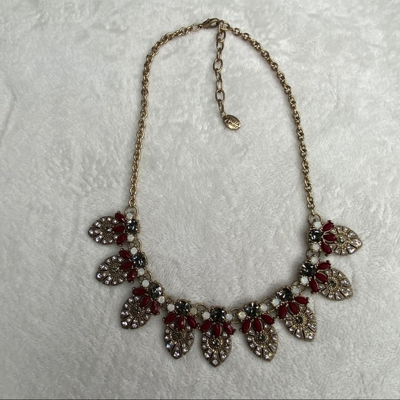 Stella & Ruby Statement Necklace - Picture 2 of 4